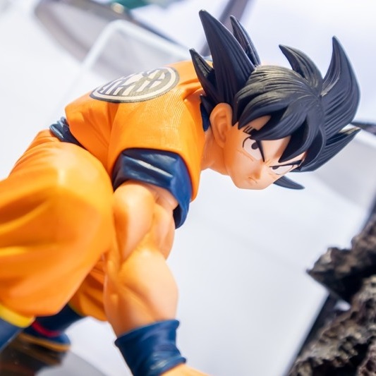 Goku Super Saiyajin Clássico – lojajogosantigosenerdices
